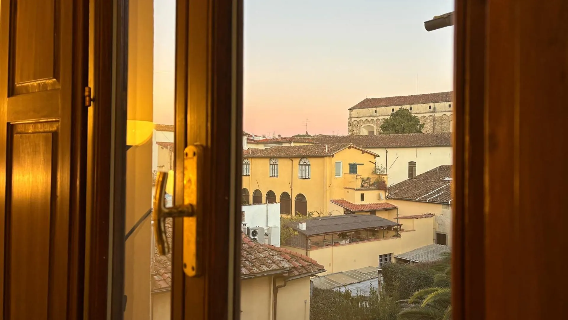 Daire Elysian: Appartamento All'Ultimo Piano A Firenze